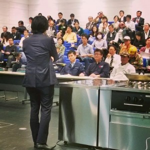 味博士講演：ラーメンのスープ研究-関西食文化研究会